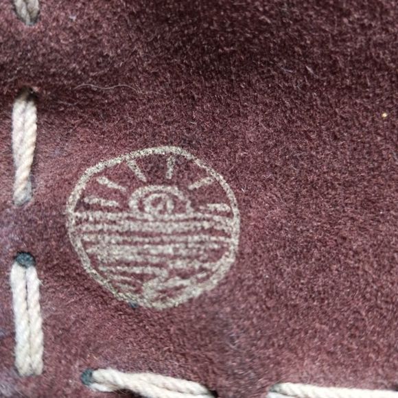 Tribu Small Crossbody Messenger Bag - Picture 7 of 7